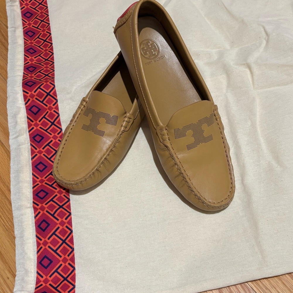 Tory Burch Tan Loafers Slip-On Shoes